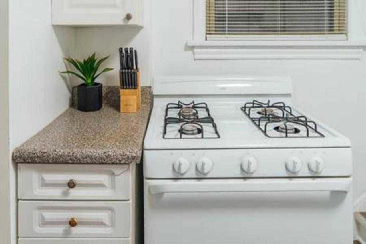 Cozy & Stylish 2Br Apt Near O'Hare Int'L Airport - Central Cozy Dunning Exterior photo